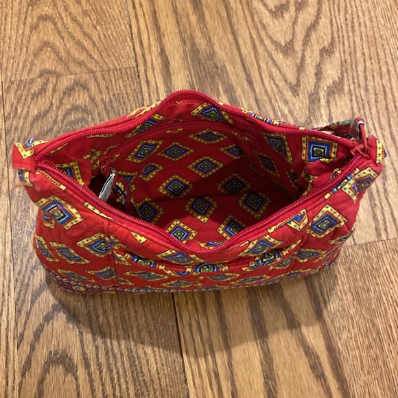 Vera Bradley purses in excellent condition! All three sold together in a pack. - Picture 4 of 4